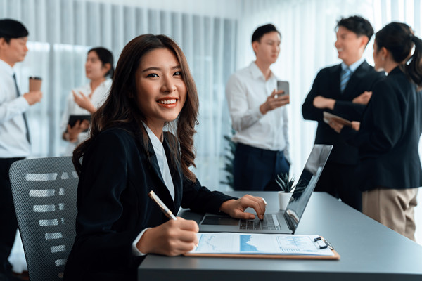 績效激勵(lì)：激發(fā)員工潛力，提升整體績效水平