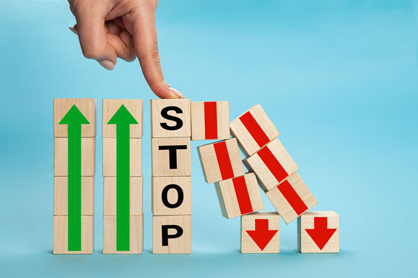 智能決策：利用數(shù)據(jù)驅(qū)動策略，提升企業(yè)管理效能