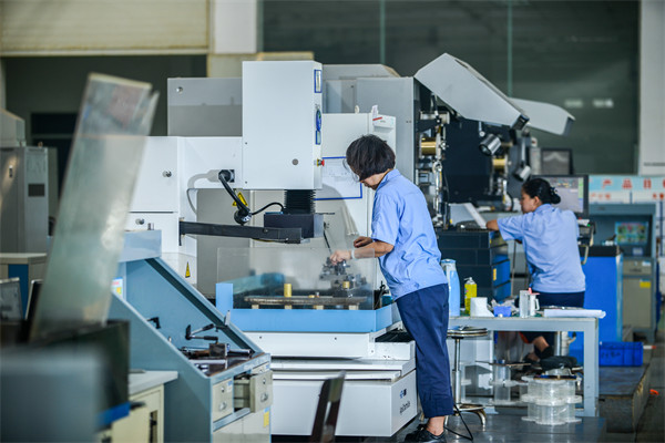 制造業(yè)管理新策略，引領企業(yè)高效運營，提升競爭力