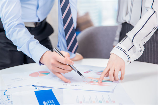 薪酬管理與員工績效評估聯(lián)動，實現(xiàn)企業(yè)員工共同成長