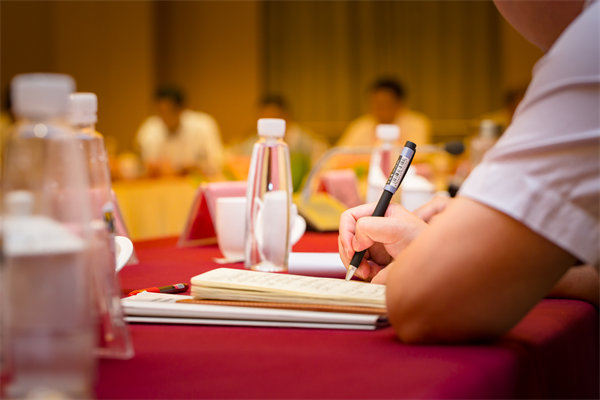 如何科學(xué)制定年度經(jīng)營計劃以應(yīng)對市場不確定性？