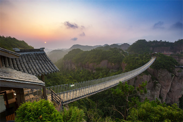 臺州管理咨詢機構(gòu)如何助力企業(yè)戰(zhàn)略規(guī)劃落地？