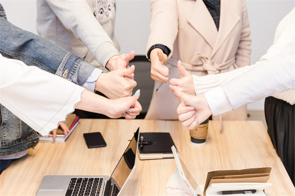跨地域企業(yè)，如何制定統(tǒng)一的薪酬標(biāo)準(zhǔn)和政策？