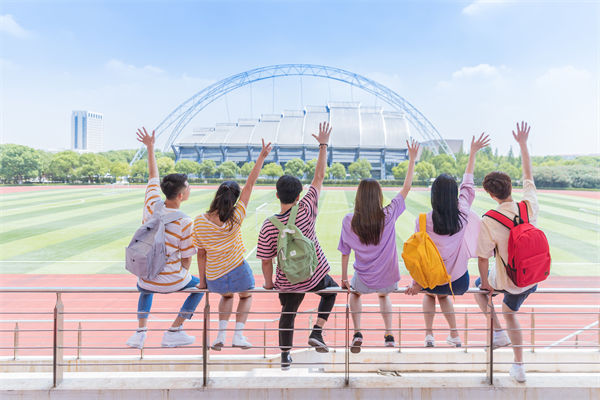 校園招聘嚴(yán)禁限定985和211高校，對(duì)制造業(yè)有哪些啟示？