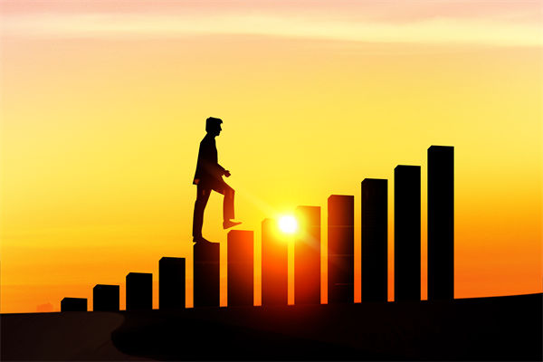 如何通過人力資源管理提升企業(yè)核心競(jìng)爭(zhēng)力？
