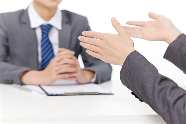 揭秘！看看企業(yè)高級HR是如何玩轉(zhuǎn)人才爭奪大戰(zhàn)的？