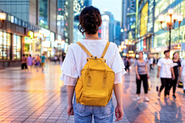 明年消費(fèi)市場(chǎng)總體態(tài)勢(shì)如何？企業(yè)對(duì)此有哪些啟示？