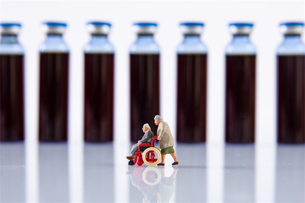 為啥有些老人沉迷購買保健品？對品牌營銷有何啟示？