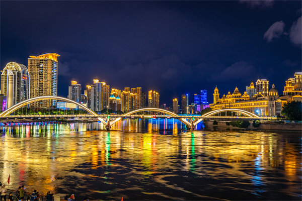 企業(yè)如何借助福州咨詢公司提升員工績效與團(tuán)隊(duì)效能？