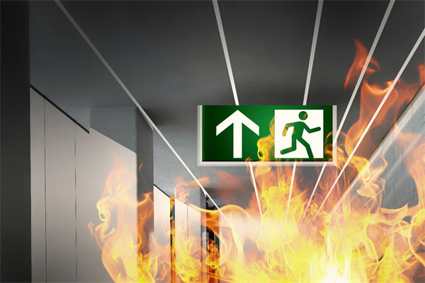 山東化工廠爆炸后樓房僅?？蚣?，對(duì)制造業(yè)有何啟示？