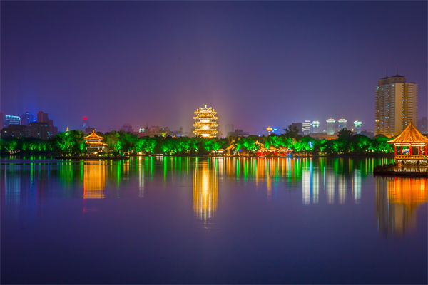 營銷轉(zhuǎn)化率低迷？濟(jì)南營銷咨詢公司如何精準(zhǔn)打通獲客變現(xiàn)鏈路？