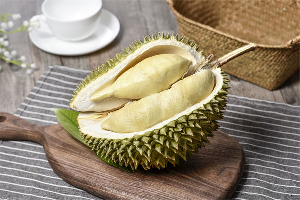 榴蓮價(jià)格暴跌50%，有人買了50箱，預(yù)算管理怎么看？
