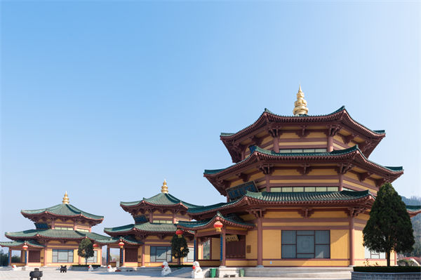 煙臺企業(yè)戰(zhàn)略模糊難落地？戰(zhàn)略咨詢公司如何精準錨定增長賽道？