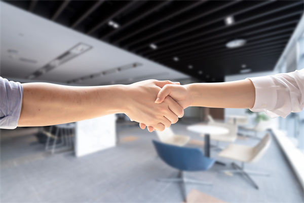 企業(yè)文化理念懸浮空中，如何讓價值觀真正落地生根？