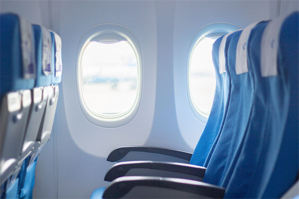 航空公司故意調低溫度賣毛毯？企業(yè)有何營銷啟示？