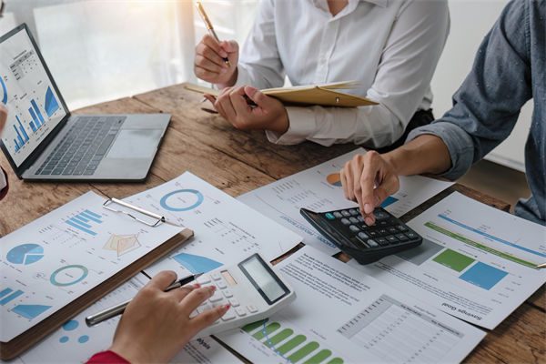 績效考評淪為形式主義，員工敷衍應(yīng)付企業(yè)怎么破？